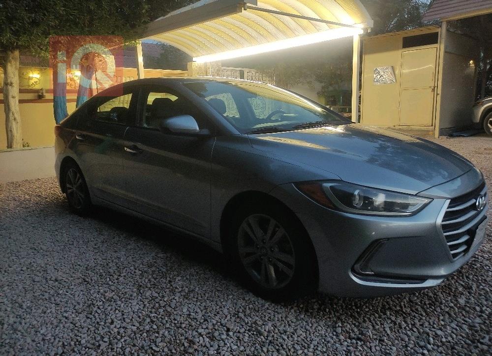 هیوندای ئەلەنترا